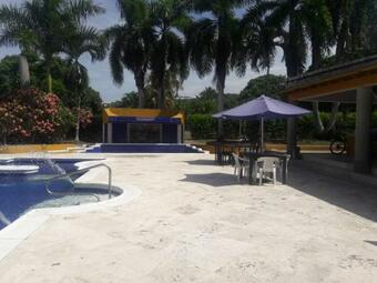 Finca San Cayetano Hermosa Y Amplia