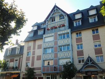 Hotel Almoria