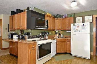 Sno Place Like Home Three-bedroom Chalet