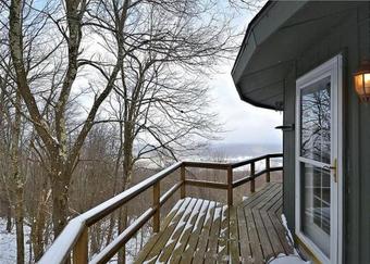 Round To It Three-bedroom Chalet