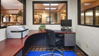 Hotel Best Western Inn  Suites - Midway Airport