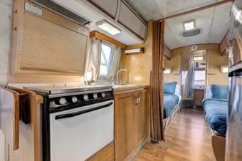 Hill Country Studio And Airstream Cabin