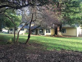 Bed & Breakfast Taylor Creek Lodge