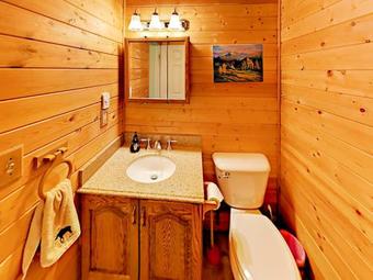 1634 Cedarbark Lane Cabin