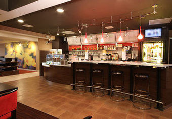 Hotel Courtyard By Marriott