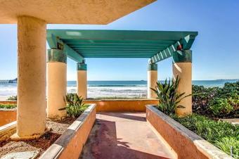 Imperial Beach Club 207