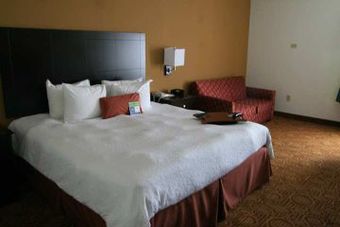 Hotel Hampton Inn & Suites North Toledo Ohio