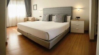Sercotel Tres Luces Hotel
