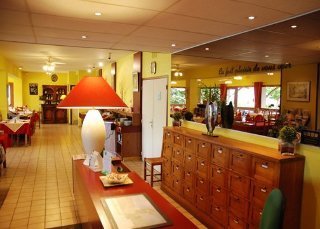 Comfort Hotel Macon Sud(.)