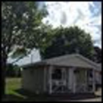 Hotel Royalty Maples Cottages & Motel