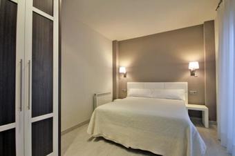 Lagaya Apartments & Spa