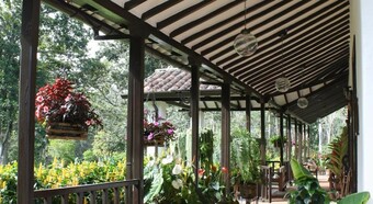 Hotel Hacienda El Roble