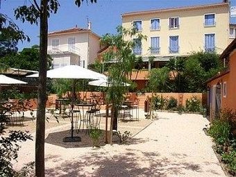 Hotel Petite Boh�me