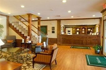 Hotel Country Inn & Suites