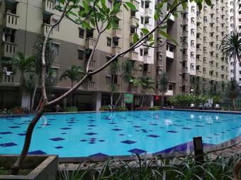 Classic 2br Apartment At Gateway Ahmad Yani By Travelio