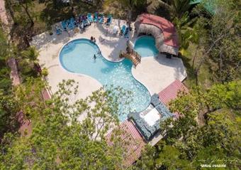 Hotel Kikiwitz Resort