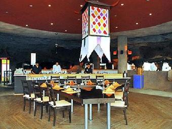 Hotel Starlight Convention Center And Spa