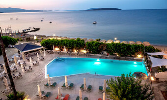 The Grove Seaside Hotel