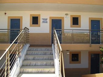 Hotel Paraskos Studios