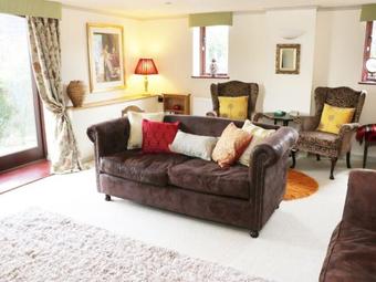 Holly Cottage, Montgomery