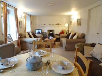 1 Rose Cottages, Lostwithiel