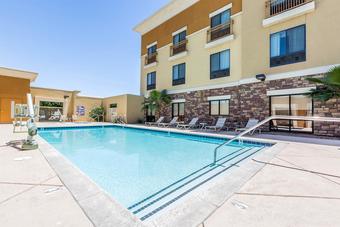 Hotel Comfort Suites Blythe