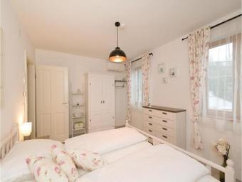 Three-bedroom Holiday Home In Eisenberg