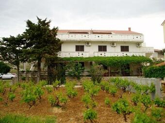 Apartment Zubovici 13966b