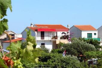 Apartment Sucuraj 6732a