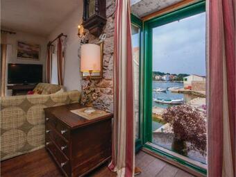 Holiday Apartment Prvic 03