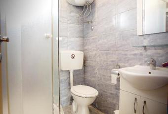 Apartment Sisanska 84