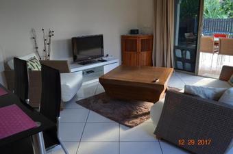 "hanikea" Quiet & Pool Home