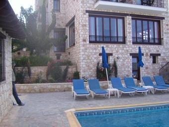 Palates Hotel