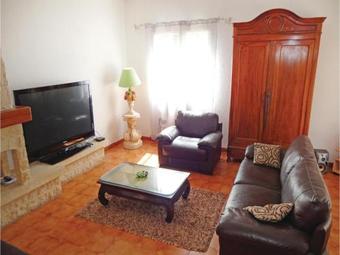 Three-bedroom Holiday Home In Roujan