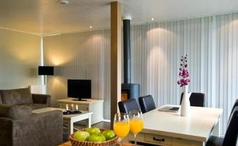 Golden Lakes Village - Type 4 Chambres Maximum 8 Personnes Avec Sauna