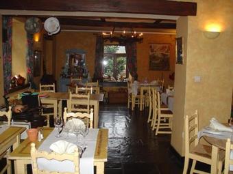 Hostellerie Le Ry D'ave