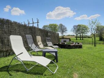 Spacious Holiday Home Near Forest In La Roche-en-ardenne