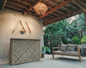 Lampara Siargao Boutique Hostel