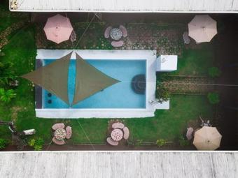 Big Daddy's Beach Club & Hotel