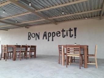 Blue Bushman Luxury Tented Lodge & Camping