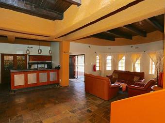 Stoney's Country Hotel