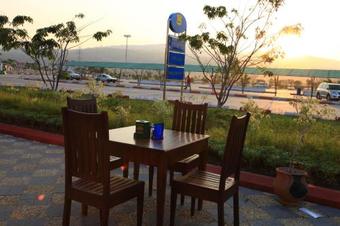 Posada Shwe Pyi 115 Miles