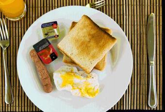 Hostal Dhigurah Retreat Beach