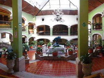 Hotel Casa Grande Y Centro De Negocios