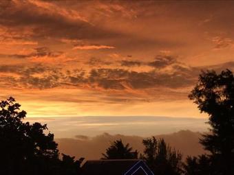 Surfrider Resort Hotel