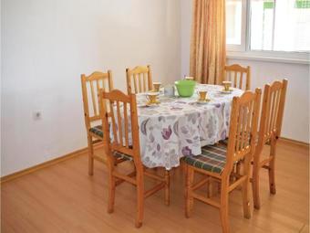 Two-bedroom Holiday Home In Krapets