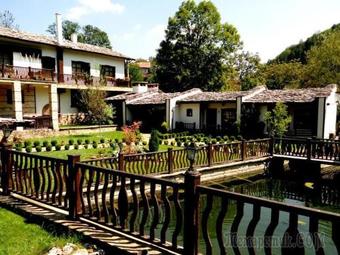 Hostal Guest House Pekliuk