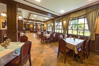 Hostal Complex Rayuvski Han