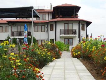 Hostal Guest House Kontrasti