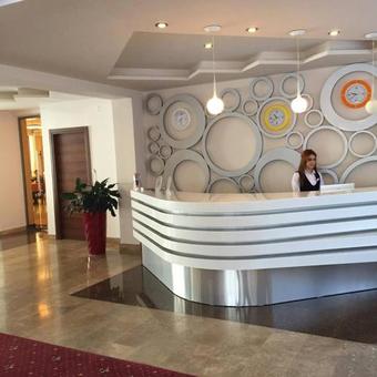 Tsaghkahovit Hotel